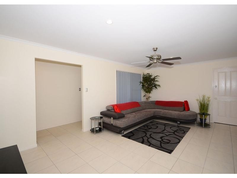 15 Endeavour Way, Eli Waters QLD 4655