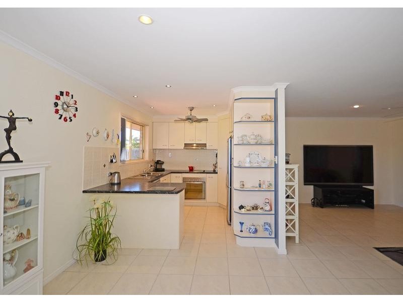 15 Endeavour Way, Eli Waters QLD 4655
