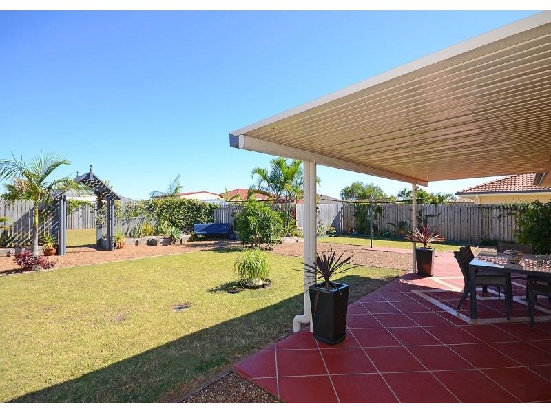 15 Endeavour Way, Eli Waters QLD 4655