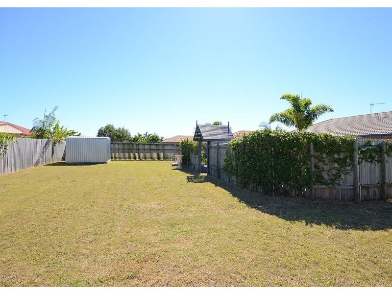 15 Endeavour Way, Eli Waters QLD 4655