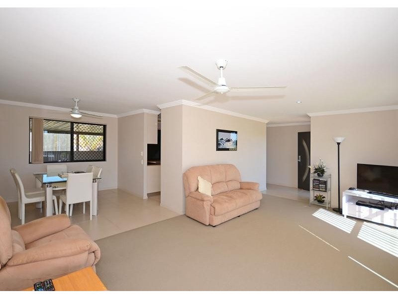 12 Parklink West Avenue, Wondunna QLD 4655