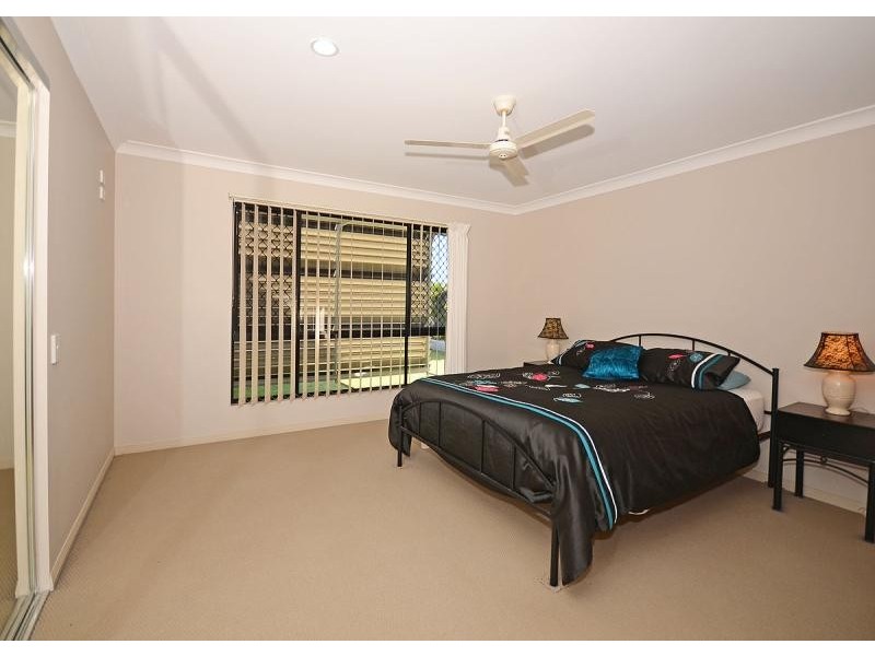 12 Parklink West Avenue, Wondunna QLD 4655