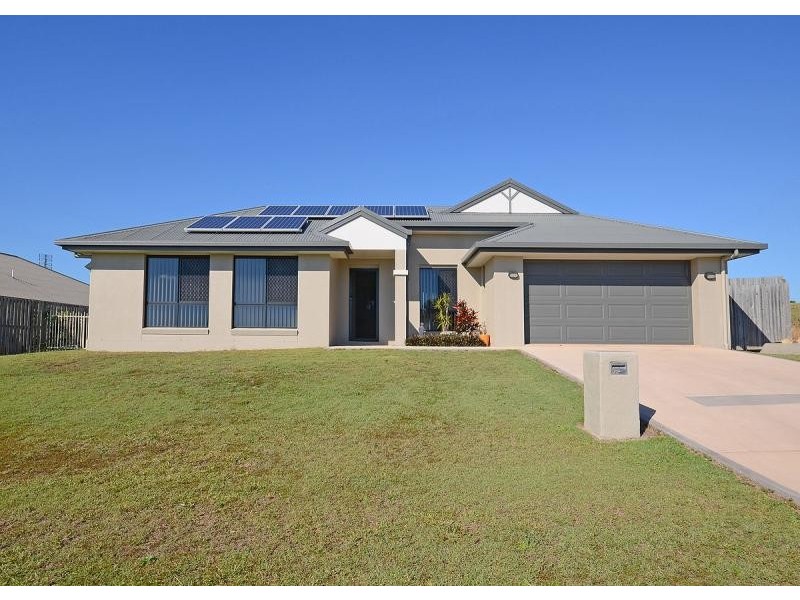 12 Parklink West Avenue, Wondunna QLD 4655