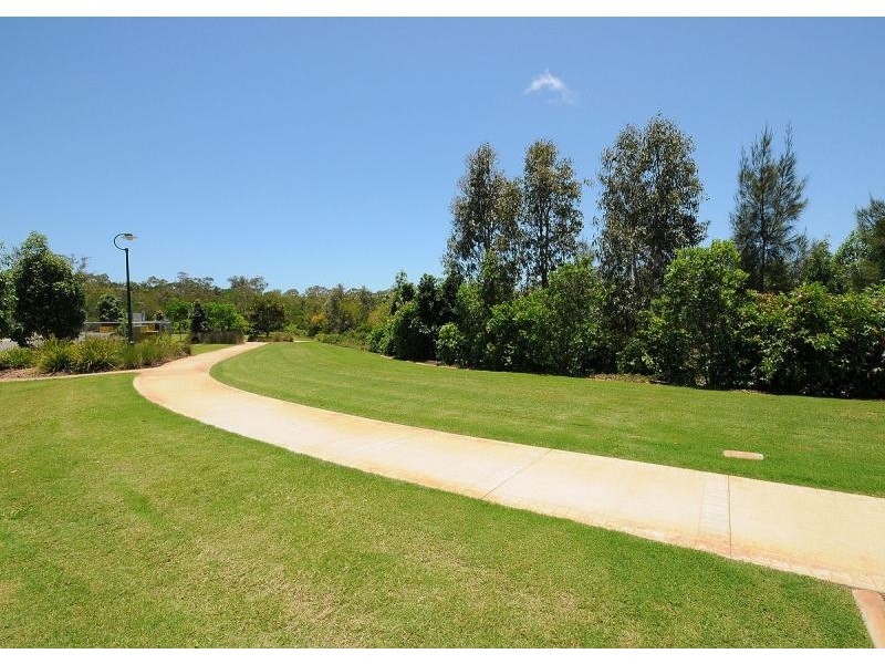 12 Parklink West Avenue, Wondunna QLD 4655