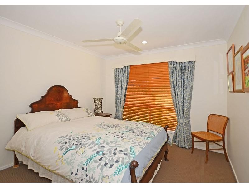 10 Santa Maria  Avenue, Urraween QLD 4655