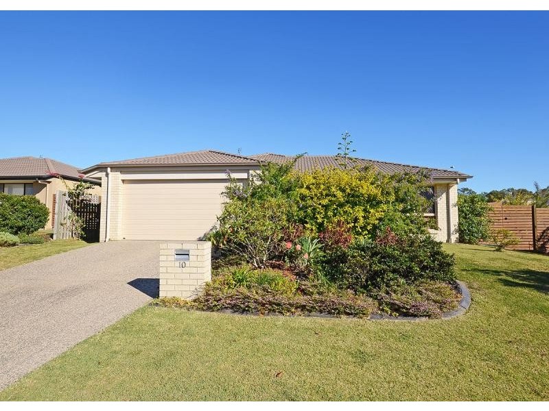 10 Santa Maria  Avenue, Urraween QLD 4655