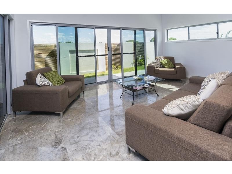 18 Davis Drive, Kawungan QLD 4655