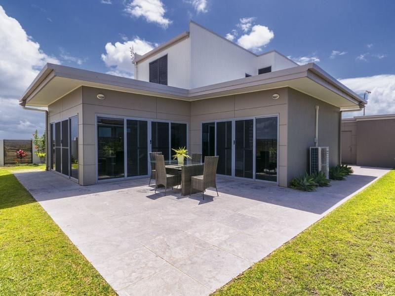 18 Davis Drive, Kawungan QLD 4655