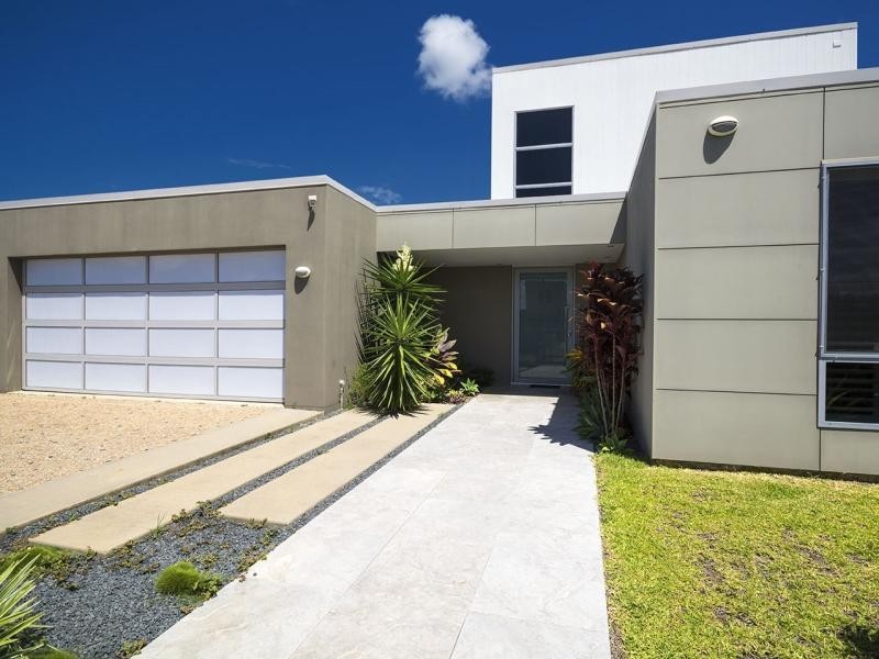 18 Davis Drive, Kawungan QLD 4655