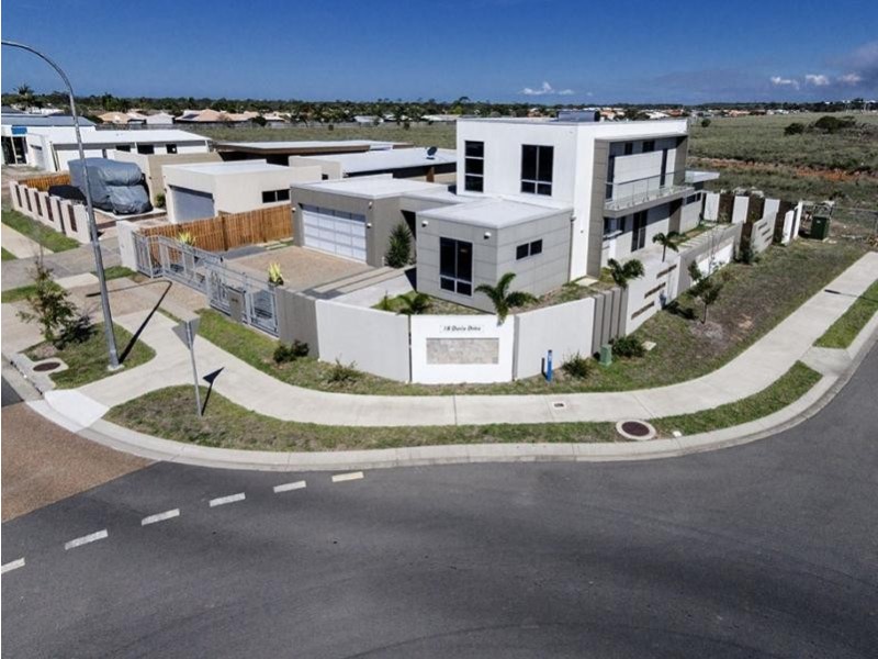 18 Davis Drive, Kawungan QLD 4655