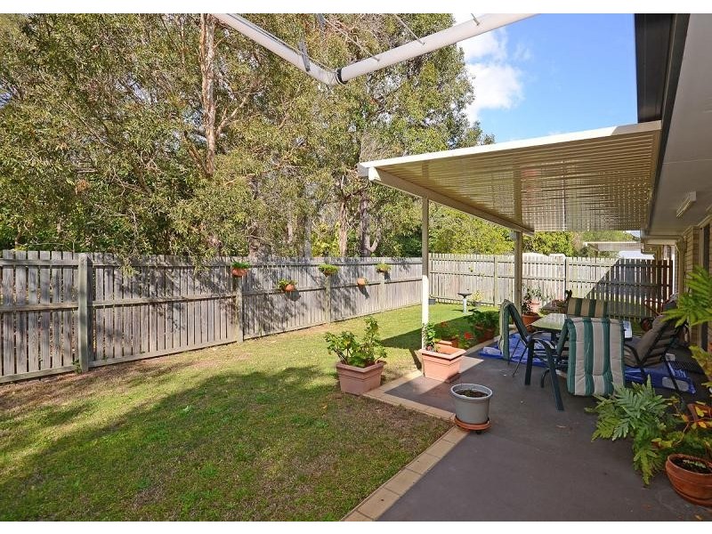 10 Daintree Drive, Urangan QLD 4655