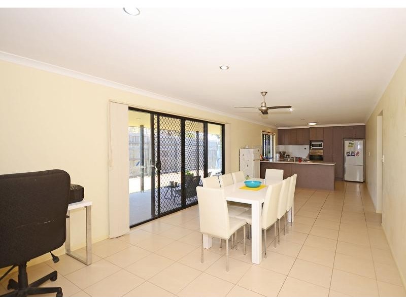 9 Adam Court, Urangan QLD 4655