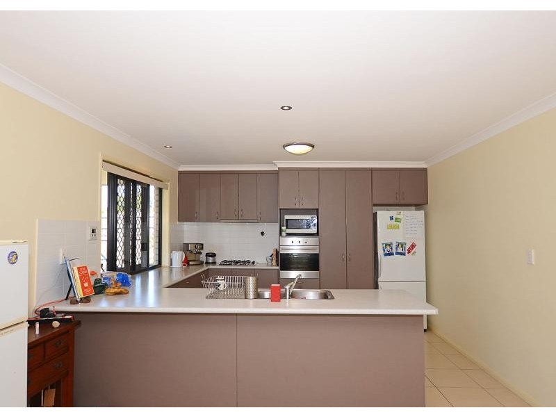 9 Adam Court, Urangan QLD 4655