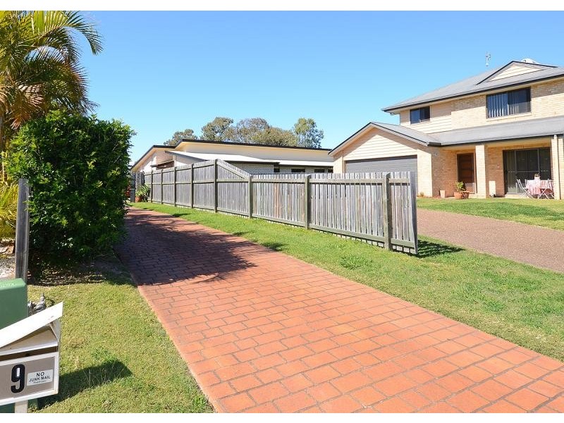 9 Adam Court, Urangan QLD 4655