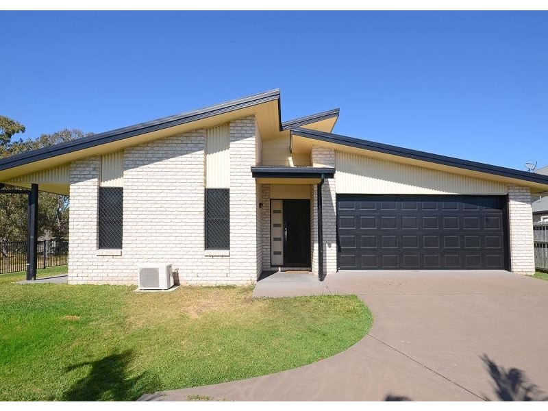 9 Adam Court, Urangan QLD 4655