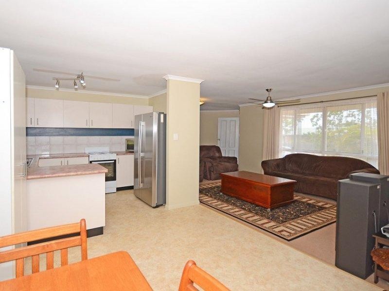 62 Aimee Drive, Urangan QLD 4655