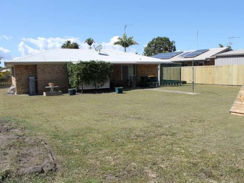 62 Aimee Drive, Urangan QLD 4655
