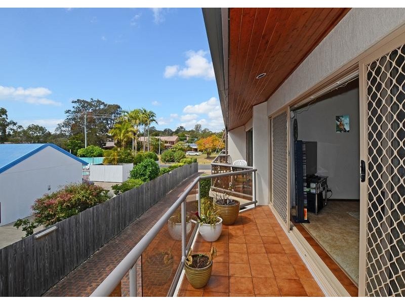 10/406 Charlton Esplanade, Torquay QLD 4655