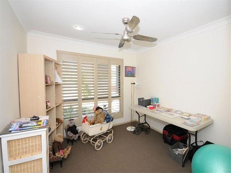 10 Bay Breeze  Close, Wondunna QLD 4655