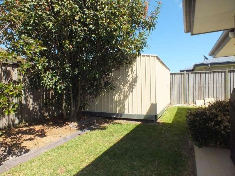 10 Bay Breeze  Close, Wondunna QLD 4655