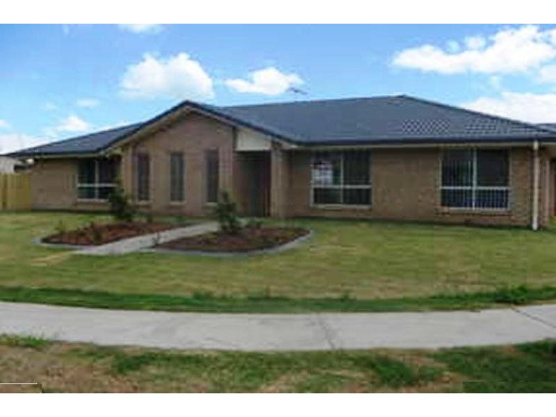 2-4 Moloney Place, Bellmere QLD 4510