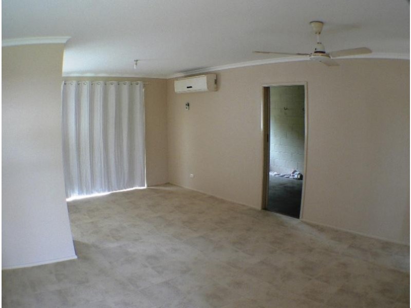 1/19 Michael  Avenue, Morayfield QLD 4506