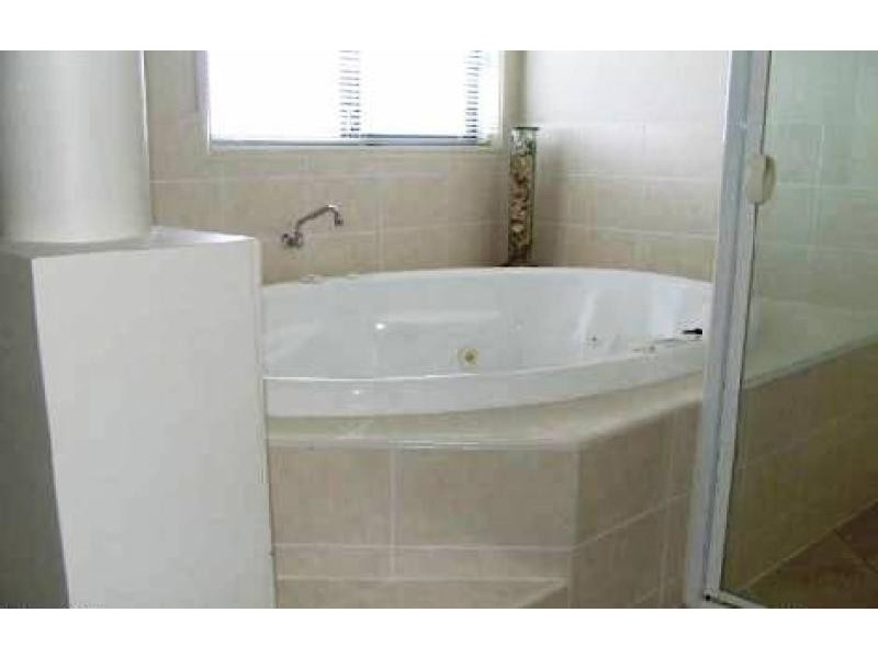 North Lakes QLD 4509