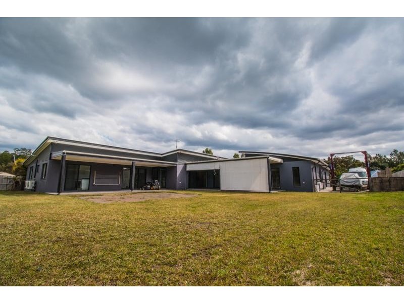 49 Wrenaus  Way, Ningi QLD 4511