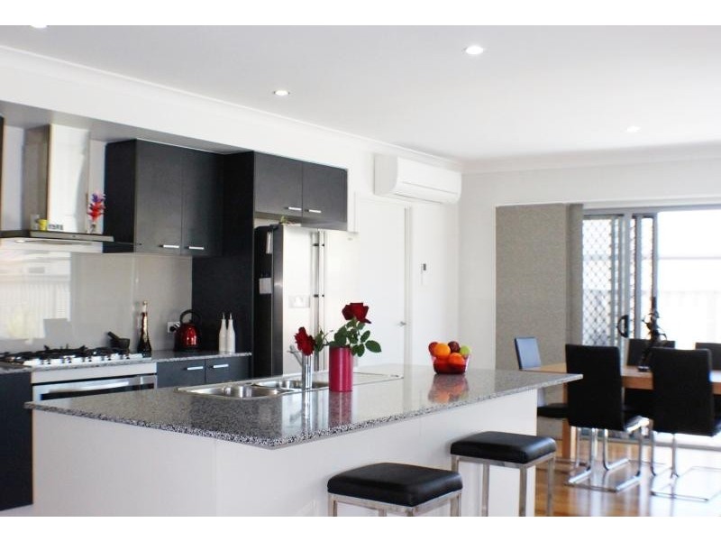 12 The Landing, Banksia Beach QLD 4507