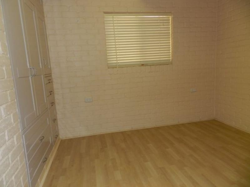 18 Huon Drive, Karalee QLD 4306