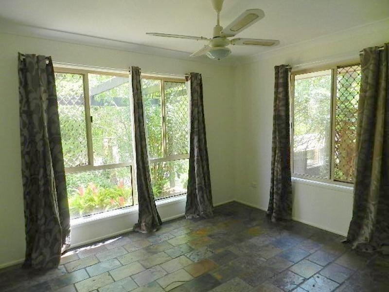 21 Bundoora  Drive KARANA DOWNS 4306, Karana Downs QLD 4306