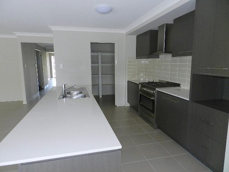 47 President Circuit, Karalee QLD 4306