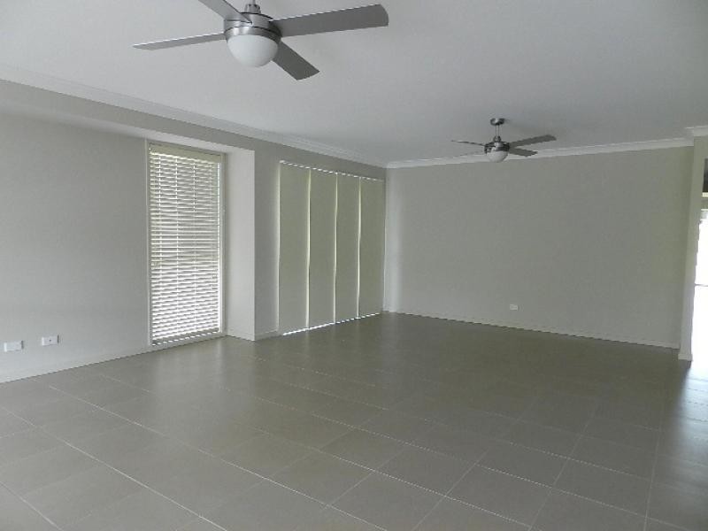 47 President Circuit, Karalee QLD 4306