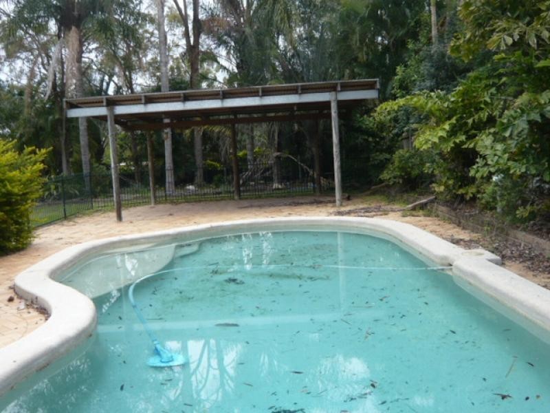 18 Oxley Drive, Karalee QLD 4306