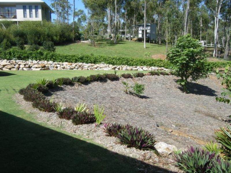 16 Barns Court, Mount Crosby QLD 4306