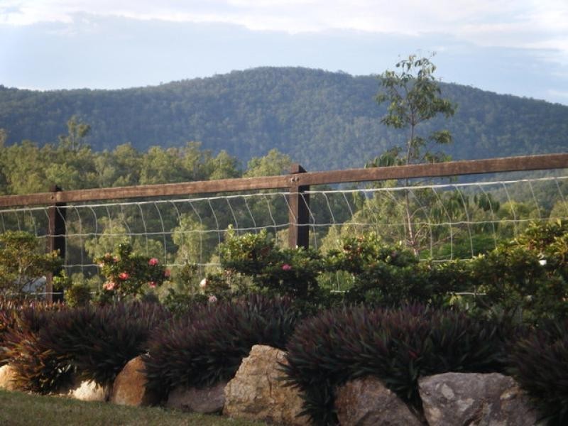 16 Barns Court, Mount Crosby QLD 4306