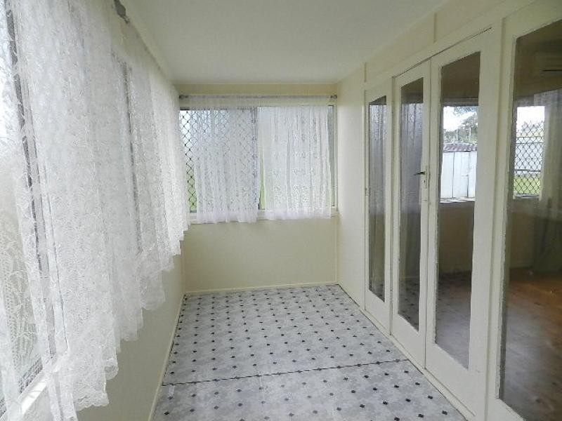 7 Earl Street, Dinmore QLD 4303