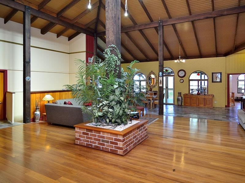 110 – 112 Lyndon  Way, Karalee QLD 4306