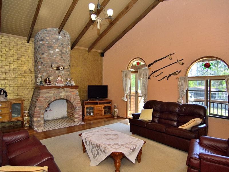 110 – 112 Lyndon  Way, Karalee QLD 4306