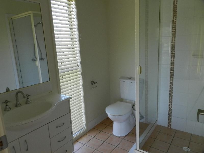 9 Greenview Court, Karalee QLD 4306