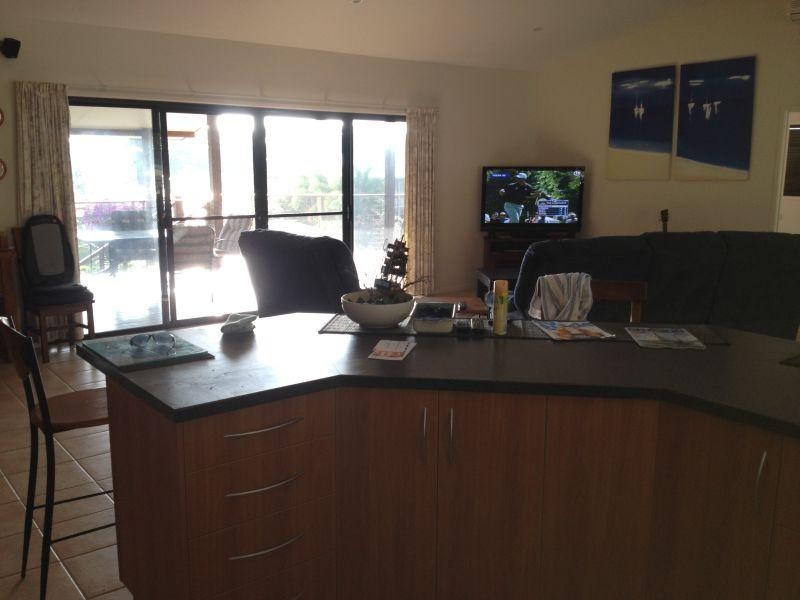 109 Gloucester Avenue HIDEAWAY BAY 4800, Hideaway Bay QLD 4800