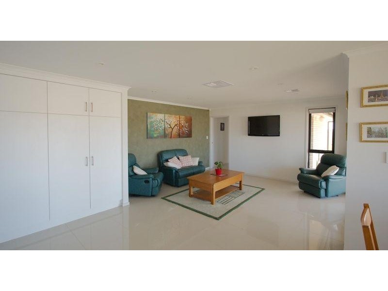 31 Miranda Place SEAFORD MEADOWS 5169, Seaford Meadows SA 5169