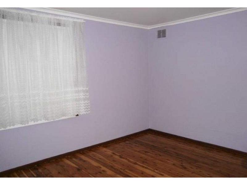 42 Bruce Street WAGGA WAGGA 2650, Wagga Wagga NSW 2650