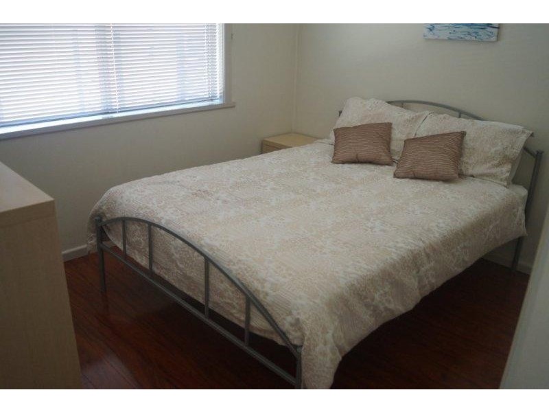 7/32 Lampe Avenue, Wagga Wagga NSW 2650