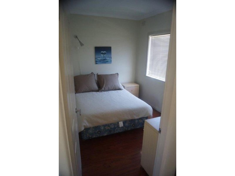 7/32 Lampe Avenue, Wagga Wagga NSW 2650