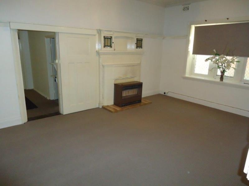 10 Fox Street, Wagga Wagga NSW 2650