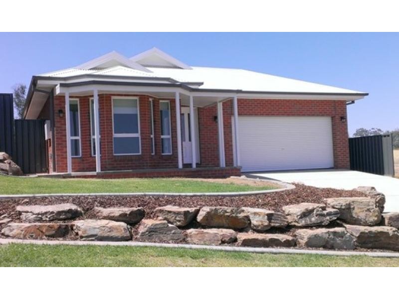 93 Brooklyn  Drive WAGGA WAGGA 2650, Wagga Wagga NSW 2650