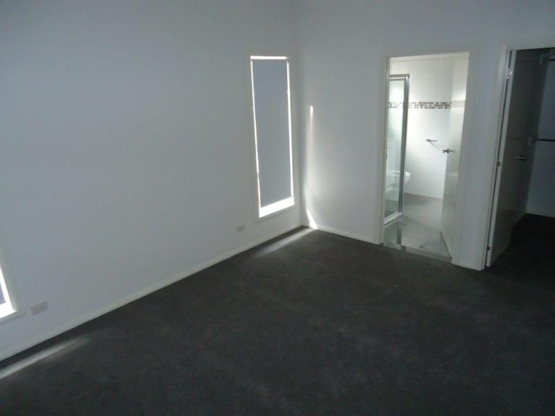 93 Brooklyn  Drive WAGGA WAGGA 2650, Wagga Wagga NSW 2650