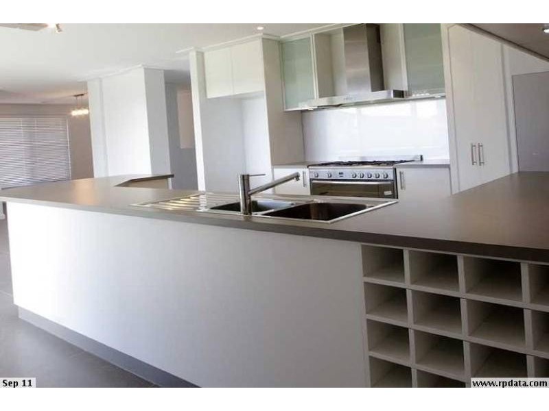 15 Bogong Crescent, Wagga Wagga NSW 2650