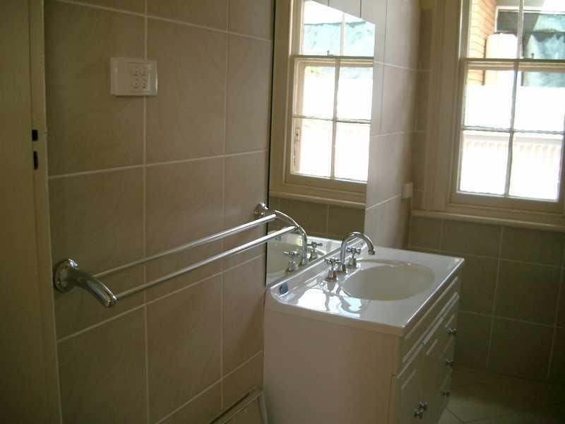 13 Freer Street WAGGA WAGGA 2650, Wagga Wagga NSW 2650